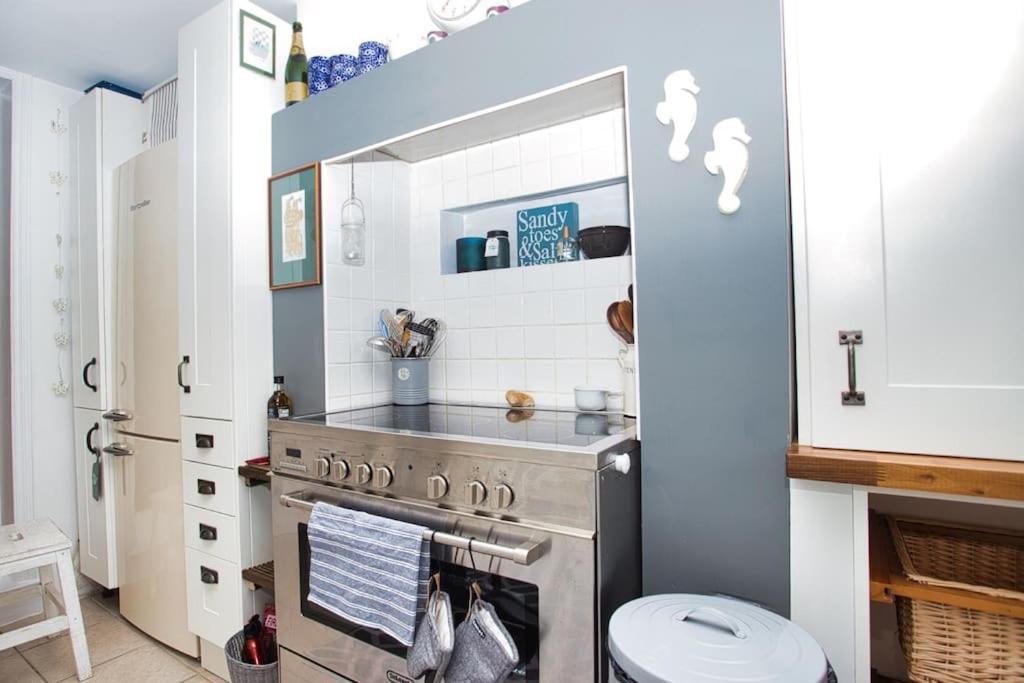 Restful And Cosy 4 Bed Home Minutes From The Beach Sandgate Luaran gambar