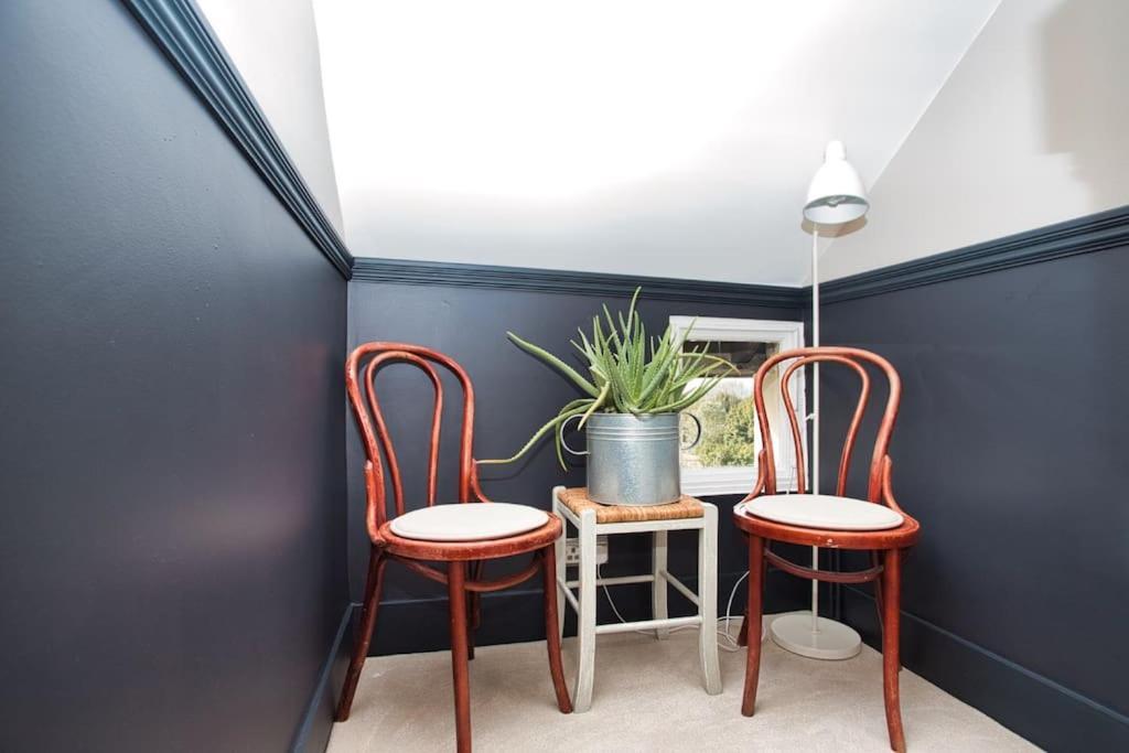 Restful And Cosy 4 Bed Home Minutes From The Beach Sandgate Luaran gambar